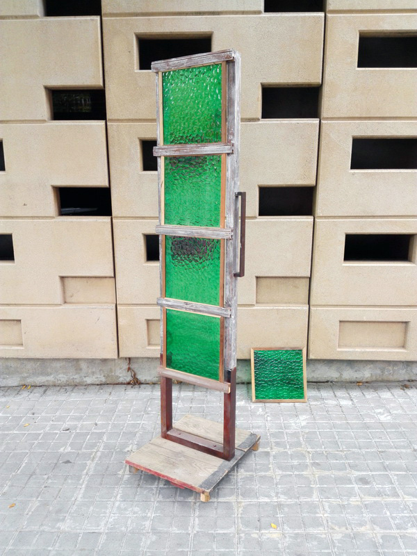 atrezzo iluminacion escenica madmetcristal 37.1x37.1x1.1 5rojo 5verde 207x60x50 1u